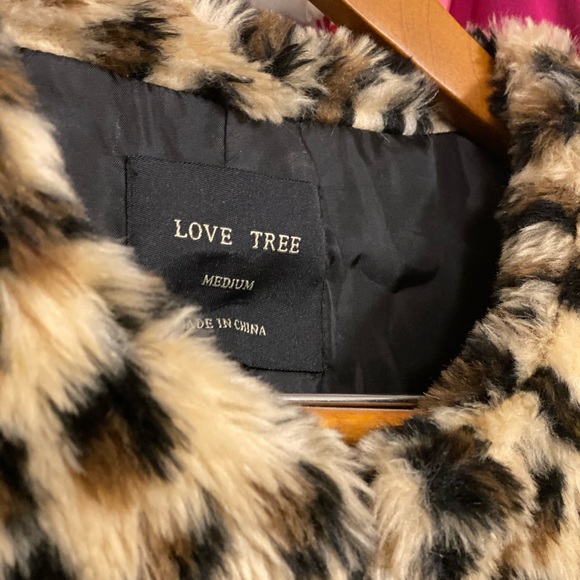 Leopard Print Faux Fur Coat - Picture 6 of 8